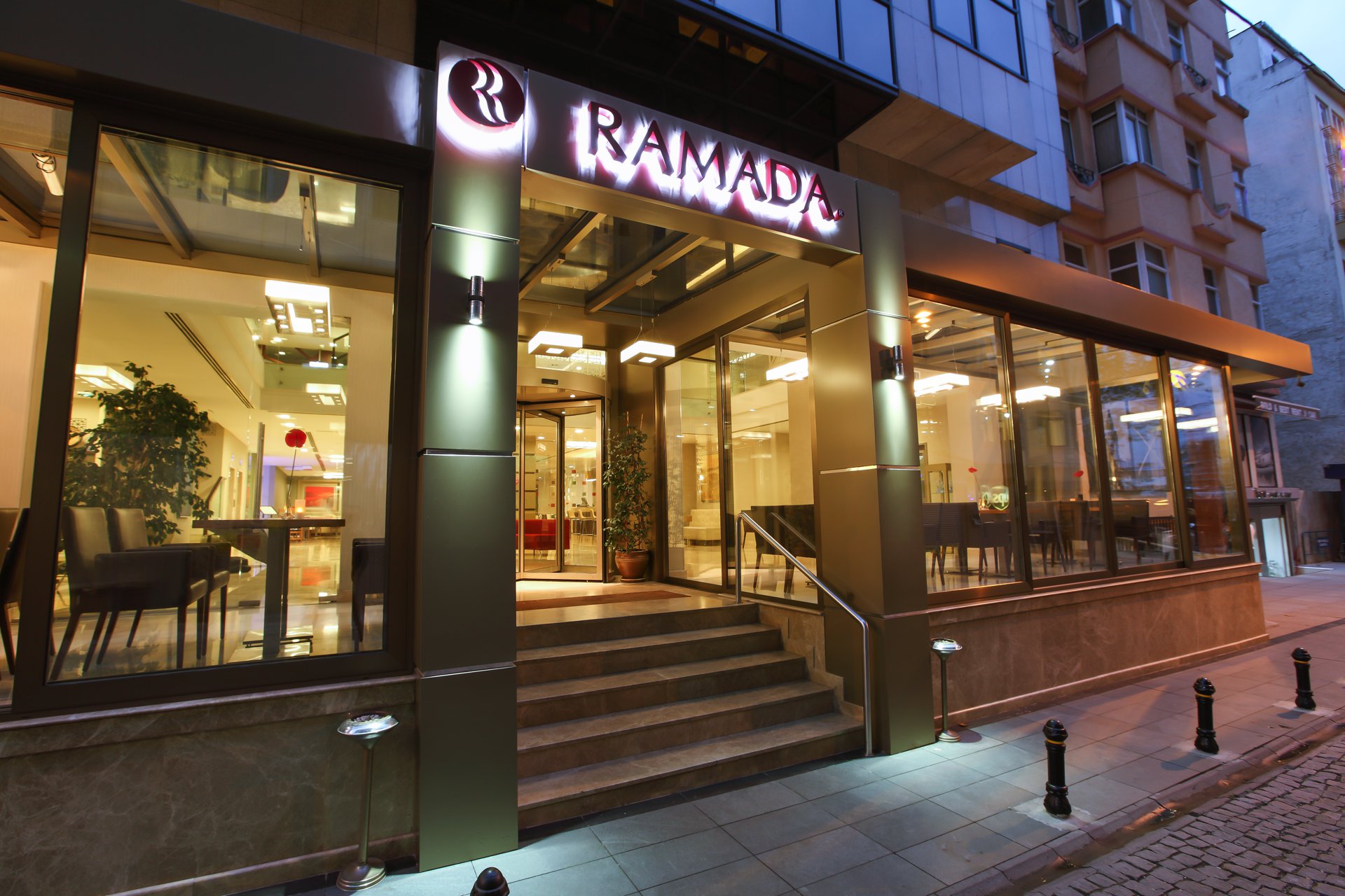 ramada by wyndham istanbul taksim 4 star hotel